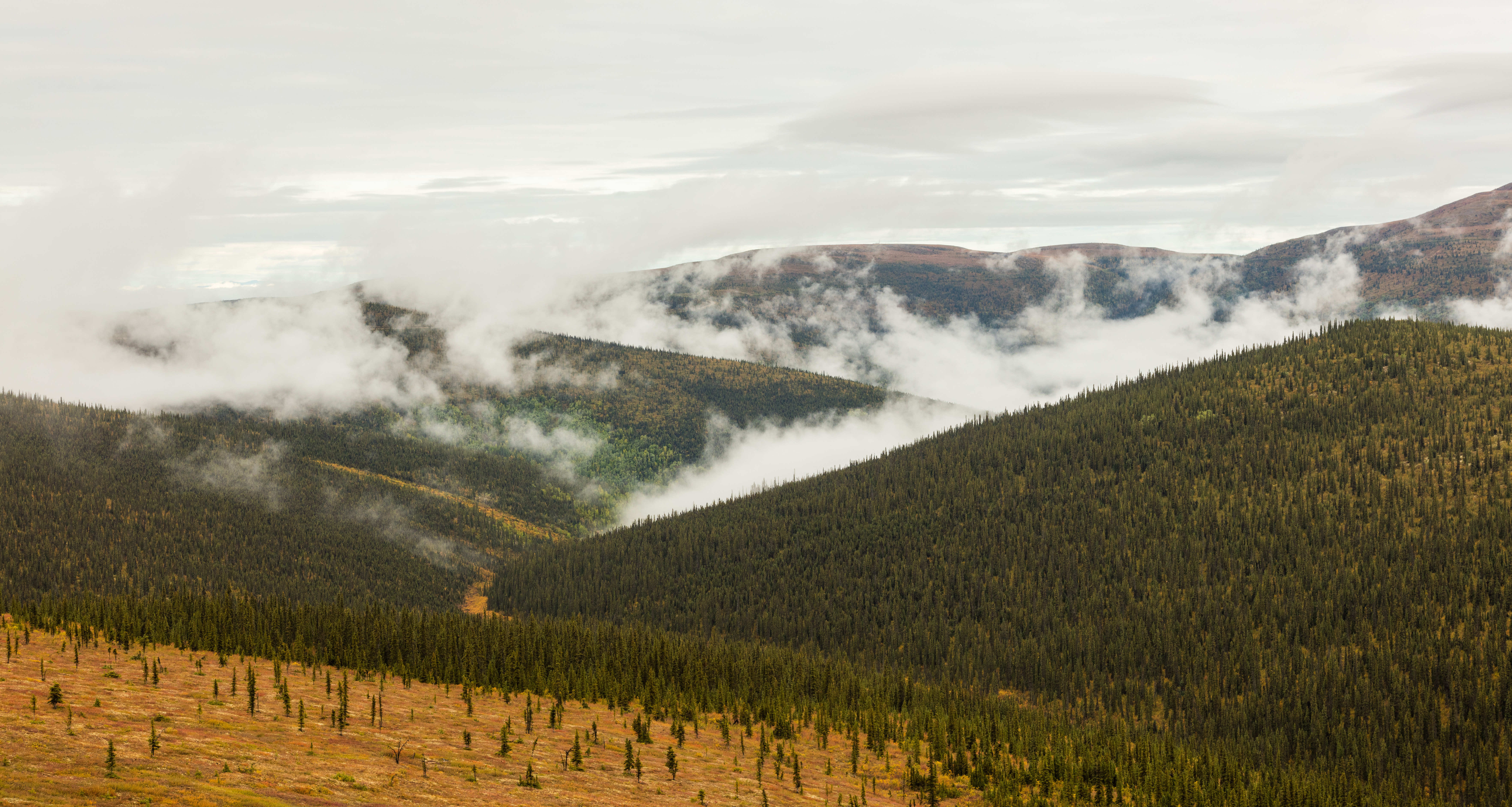 12 Postcard Perfect Canadian Towns Already Overwhelmed With Tourists