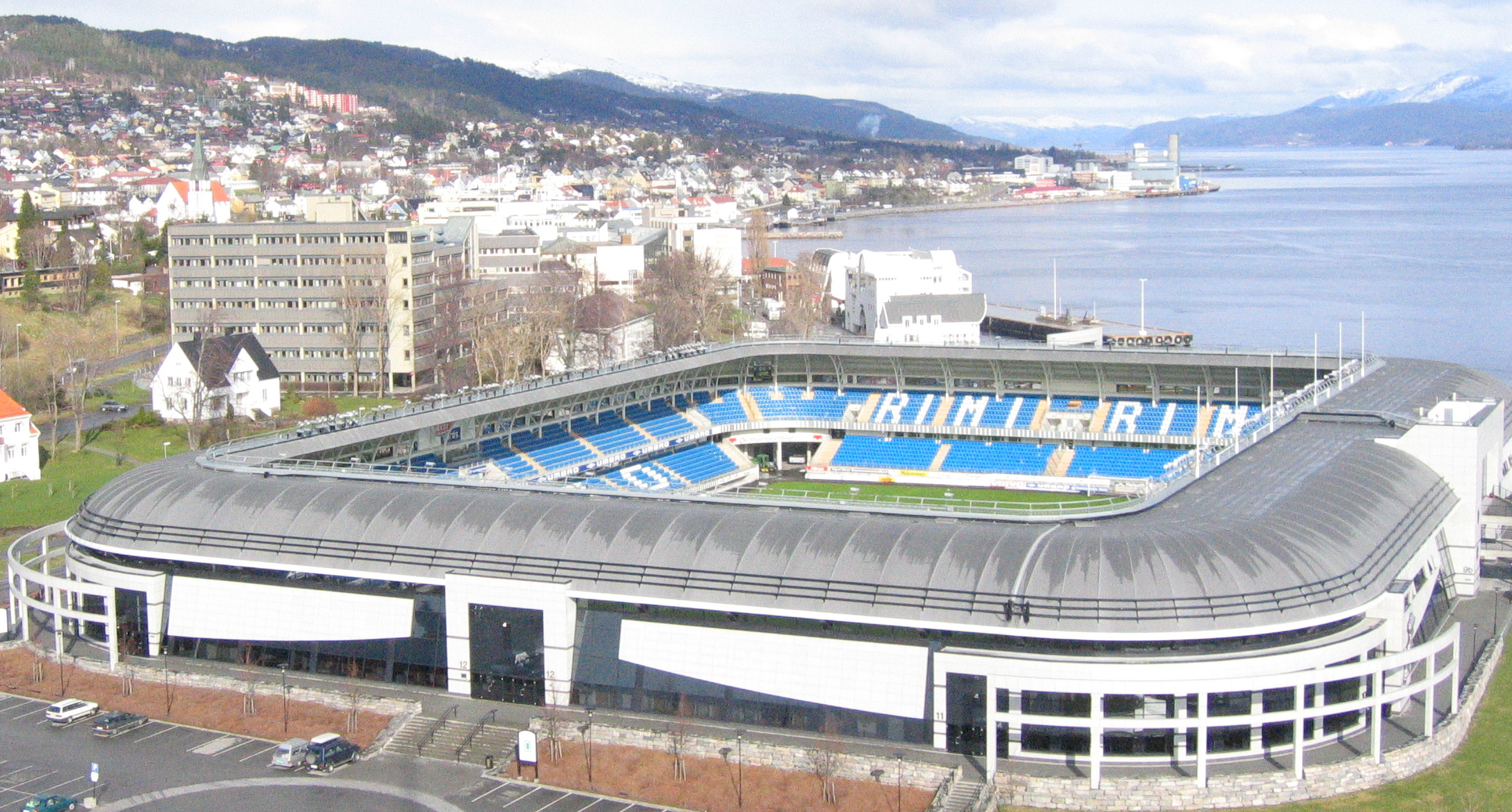 Stadiums Where You Can See Multiple Countries From the Stands